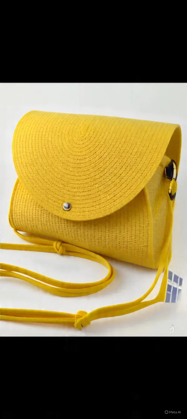 Women_CUTE_FANCY_Bucket_Bag_Casual_Woven_Beach_Handbag_Handmade_Small_Dry_grass/Natural_Cane/Chic_Dry_Grass_bag/handbag_from_Manipur/carry_tote_bag_Sling_Bags_White-Crtoon