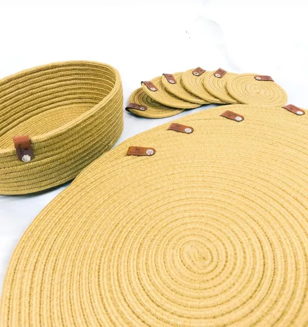 Beige_Woven_Dining_Set