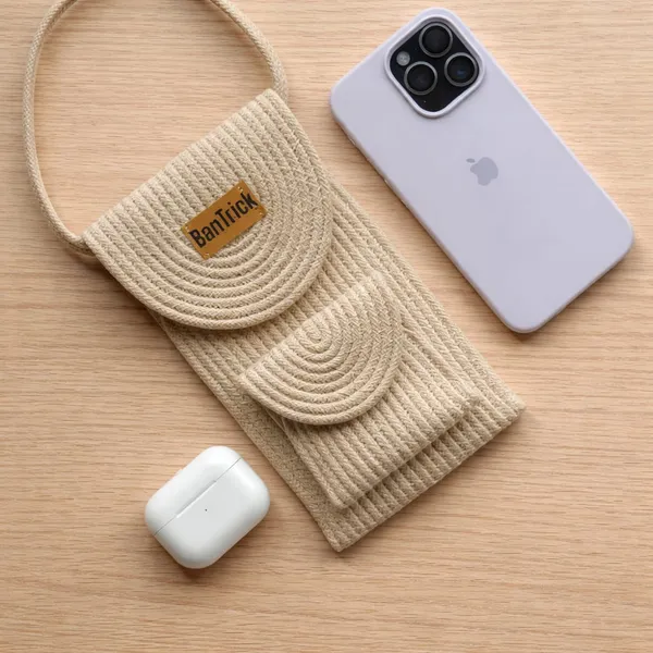 Sustainable_Mobile_Pouch_-_Handmade_Jute_&_Cotton_Phone_Bag_for_Women