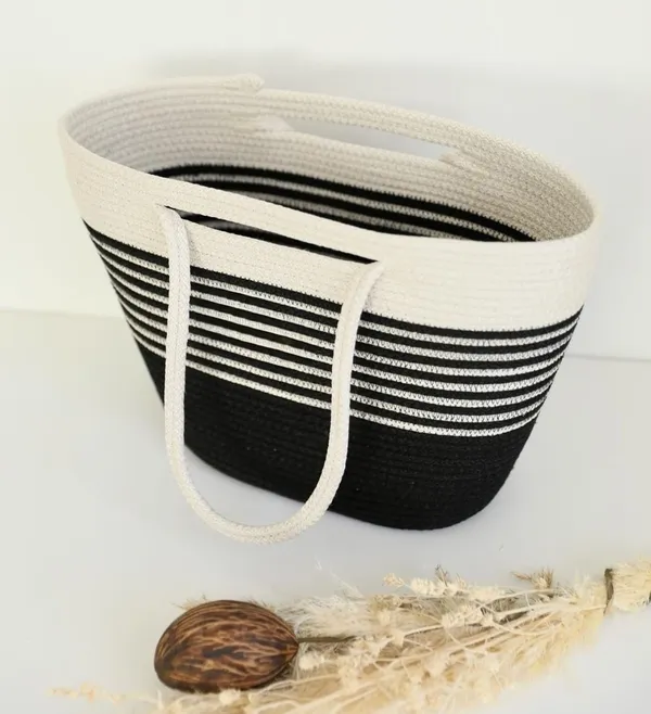 All_the_Cultures_Fabricating_India_Handmade_Small_Dry_/Natural_baskets/Chic_Dry__bag/handbag_from_India/carry_tote_bag_Sling_Bags_White-Crtoon/kids_baskets