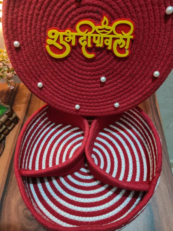 All_the_Cultures_Fabricating_India_Handmade_Small_Dry_/Natural_baskets/Chic_Dry__bag/handbag_from_India/carry_tote_bag_Sling_Bags_White-Crtoon/kids_baskets