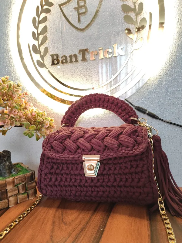 Hand_Knitted_Swivel_Clasps_Snap_Hook_Crochet_Bag_in_purple_Color