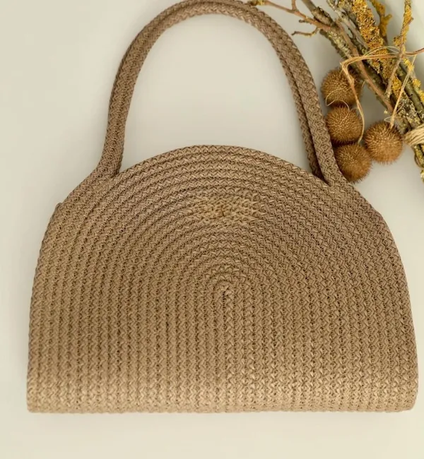 Beige_Eco-Friendly_Jute_Bag_For_Women