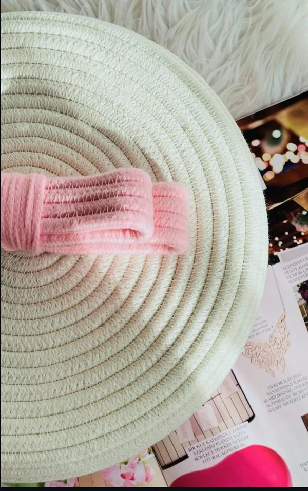 All_the_Cultures_Fabricating_India_Handmade_Small_Dry_/Natural_baskets/Chic_Dry__bag/handbag_from_India/carry_tote_bag_Sling_Bags_White-Crtoon/kids_baskets