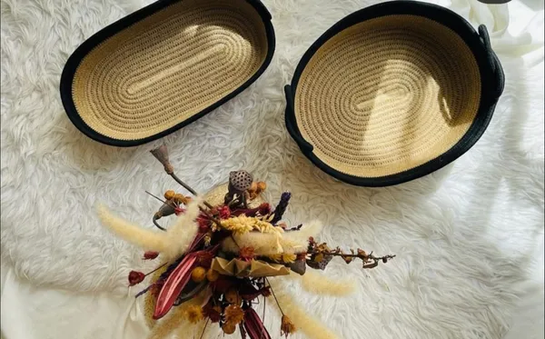All_the_Cultures_Fabricating_India_Handmade_Small_Dry_/Natural_baskets/Chic_Dry__bag/handbag_from_India/carry_tote_bag_Sling_Bags_White-Crtoon/kids_baskets