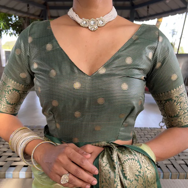 Green_Graceful_Ready_To_Wear_Soft_Organza_Silk_Saree_With_Blouse_Piece_For_Women