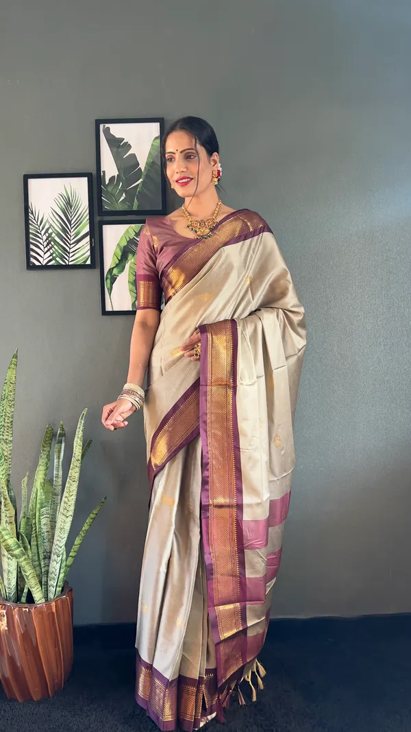 Chiku_Brown_Ready_To_Wear_Pure_Kanjivaram_Silk_Saree_With_Blouse_Piece_For_Women