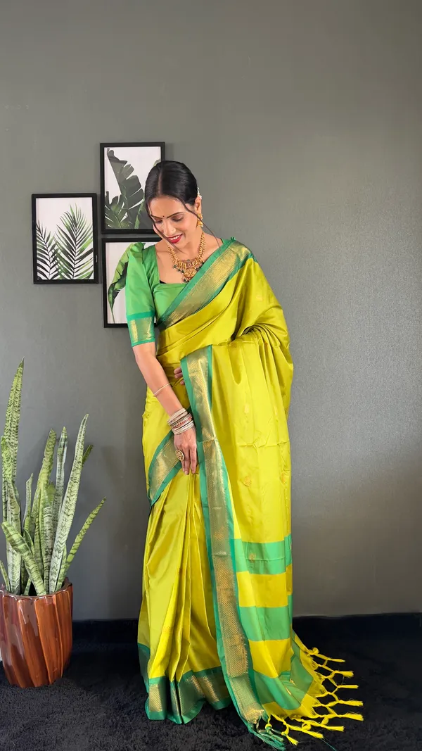 Lemon_Green_Ready_To_Wear_Pure_Kanjivaram_Silk_Saree_With_Blouse_Piece_For_Women