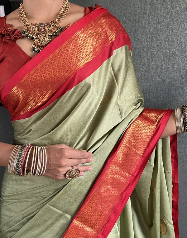 Pista_Red_Ready_To_Wear_Pure_Kanjivaram_Silk_Saree_With_Blouse_Piece_For_Women