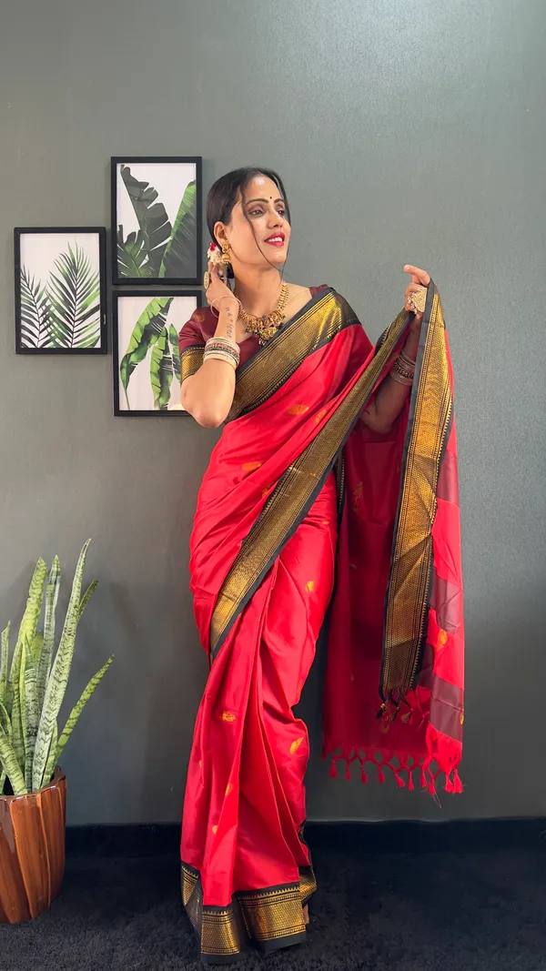 Red_Black_Ready_To_Wear_Pure_Kanjivaram_Silk_Saree_With_Blouse_Piece_For_Women