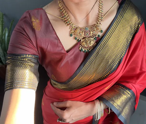 Red_Black_Ready_To_Wear_Pure_Kanjivaram_Silk_Saree_With_Blouse_Piece_For_Women