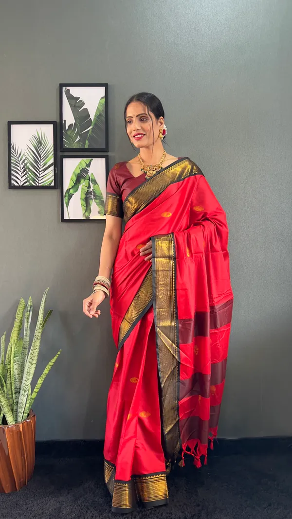 Red_Black_Ready_To_Wear_Pure_Kanjivaram_Silk_Saree_With_Blouse_Piece_For_Women