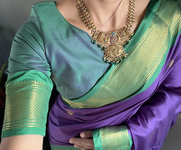 Violate_Green_Violate_Ready_To_Wear_Pure_Kanjivaram_Silk_Saree_With_Blouse_Piece_For_Women
