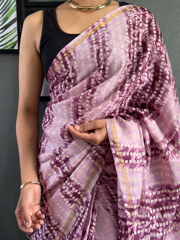 Wine_Cultural_Ready_To_Wear_Pure_Linen_Silk_Saree_With_Bandhani_Pattern_Printed_Work_For_Women