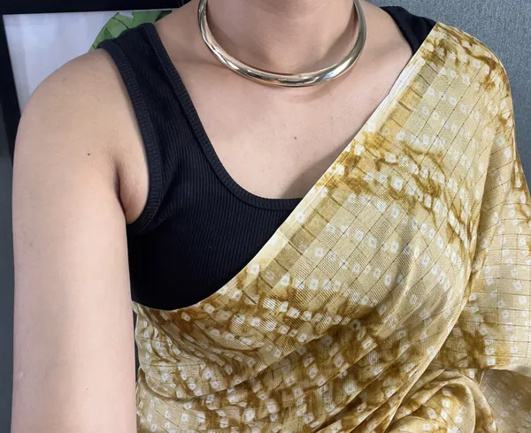 Yellow_Graceful_Ready_To_Wear_Pure_Linen_Silk_Saree_With_Bandhani_Pattern_Printed_Work_For_Women