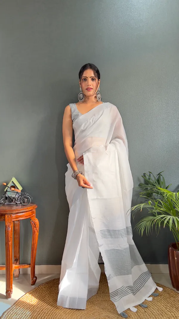 Grey_Ready_To_Wear_Pure_Khadi_Linen_Cotton_Silk_Saree_With_Blouse_Piece_For_Women