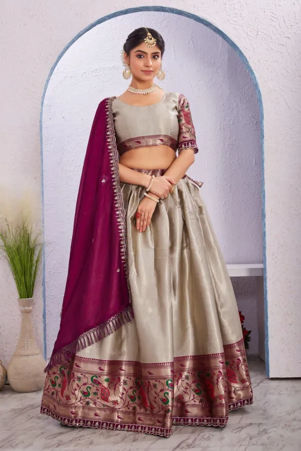 Varuni_Lahenga__is_Festival_Launching_Lehenga_Choli