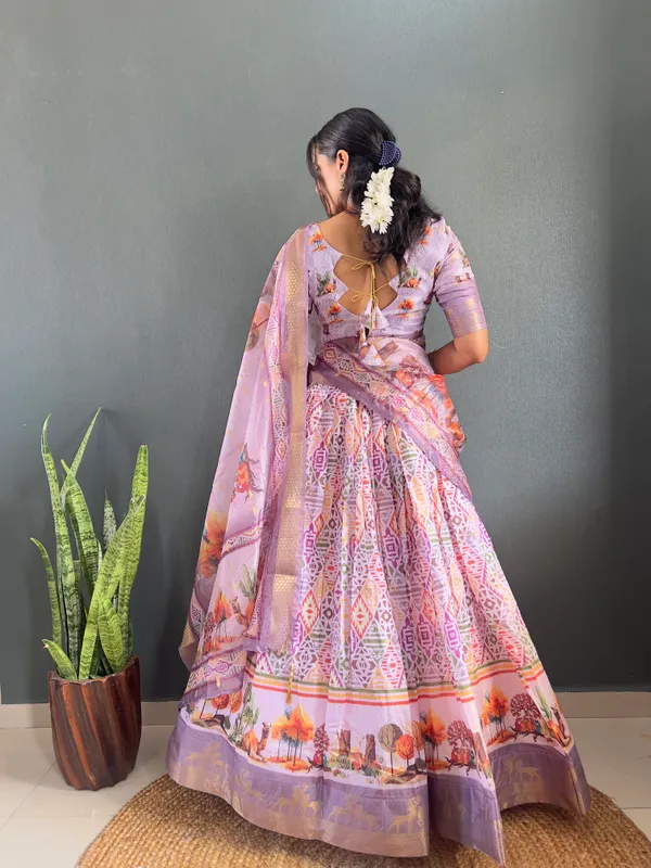 Varuni_Lahenga _is_Festival_Launching_Lehenga_Choli