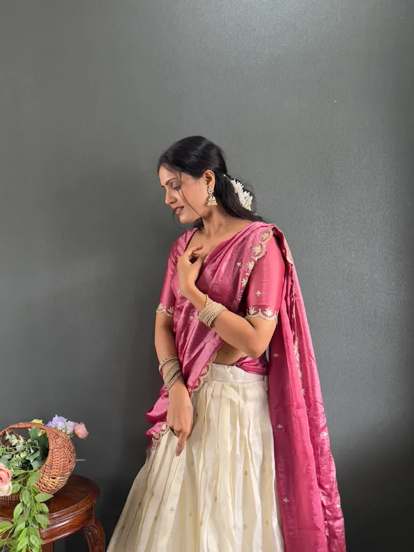 Varuni_Lahenga _is_Festival_Launching_Lehenga_Choli