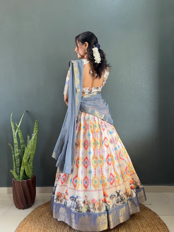 Varuni_Lahenga__is_Festival_Launching_Lehenga_Choli