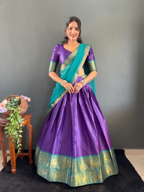 Varuni_Lahenga__is_Festival_Launching_Lehenga_Choli
