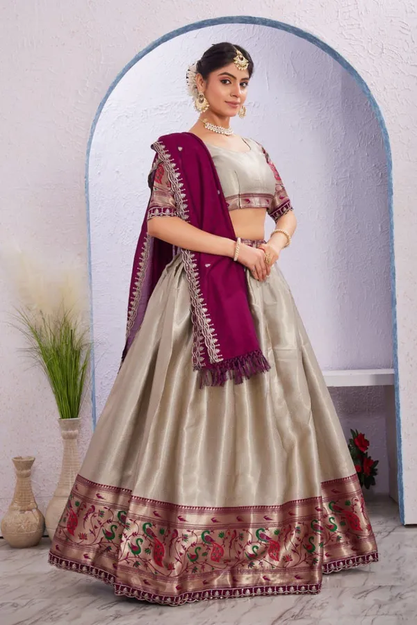 Varuni_Lahenga__is_Festival_Launching_Lehenga_Choli