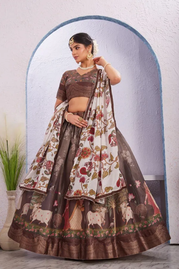 Varuni_Lahenga _is_Festival_Launching_Lehenga_Choli