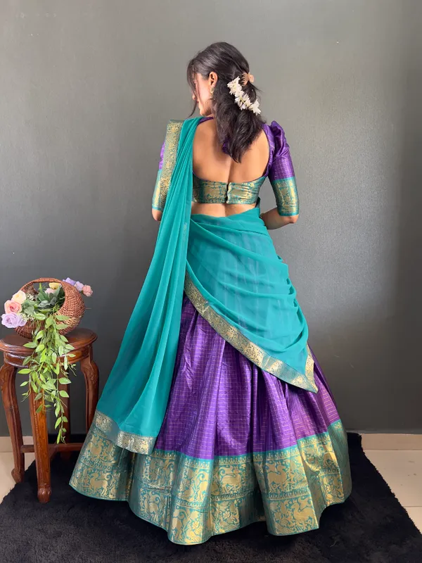 Varuni_Lahenga__is_Festival_Launching_Lehenga_Choli