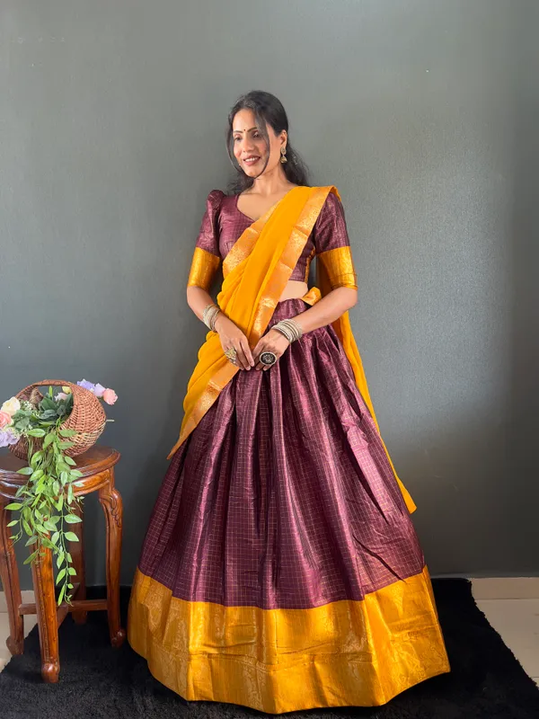 Varuni_Lahenga__is_Festival_Launching_Lehenga_Choli