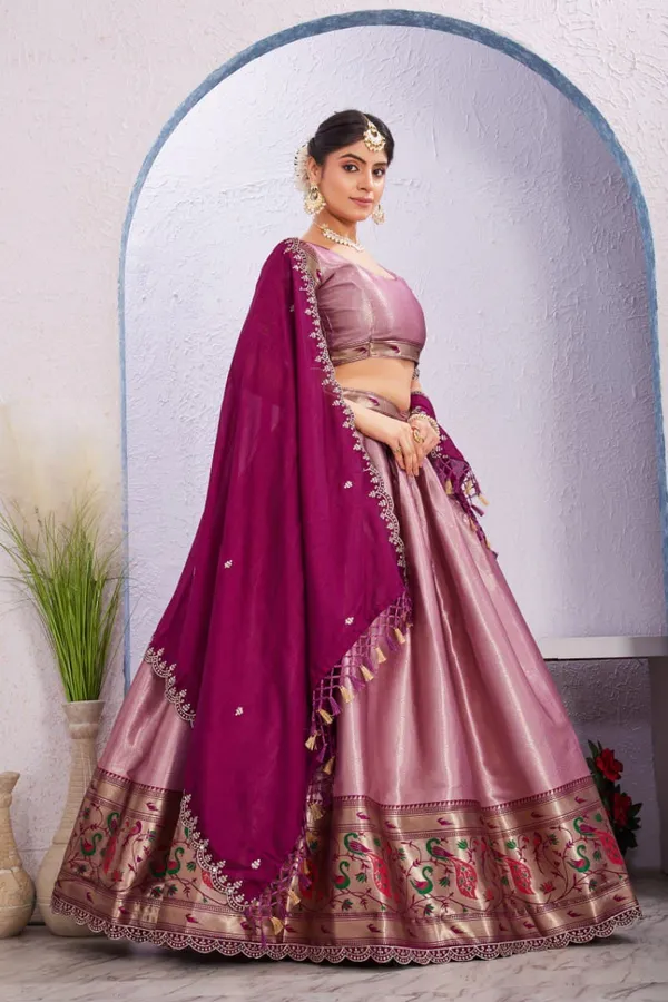 Varuni_Lahenga__is_Festival_Launching_Lehenga_Choli