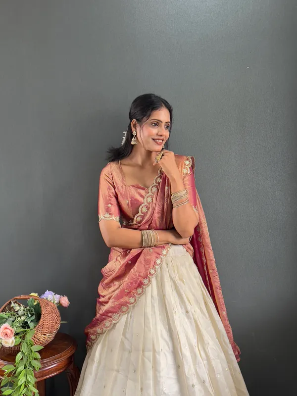 Varuni_Lahenga _is_Festival_Launching_Lehenga_Choli