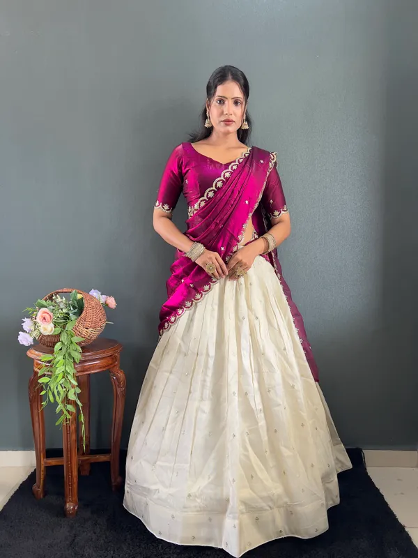 Varuni_Lahenga _is_Festival_Launching_Lehenga_Choli