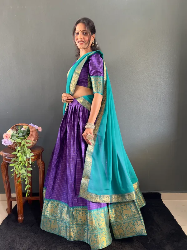 Varuni_Lahenga__is_Festival_Launching_Lehenga_Choli