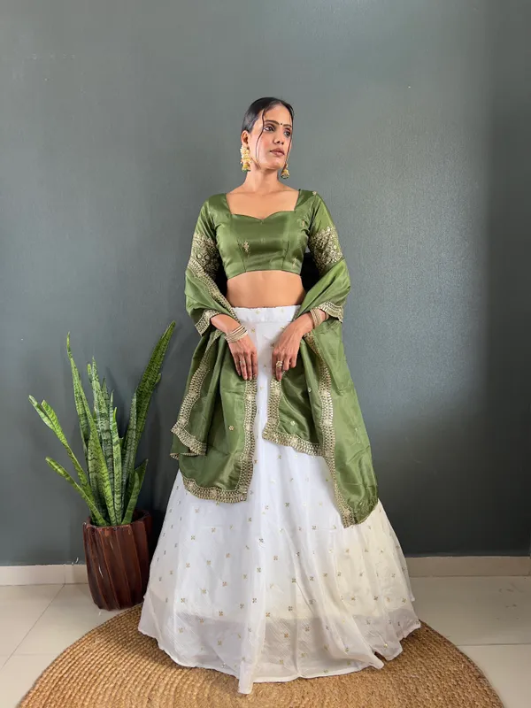 Varuni_Lahenga _is_Festival_Launching_Lehenga_Choli