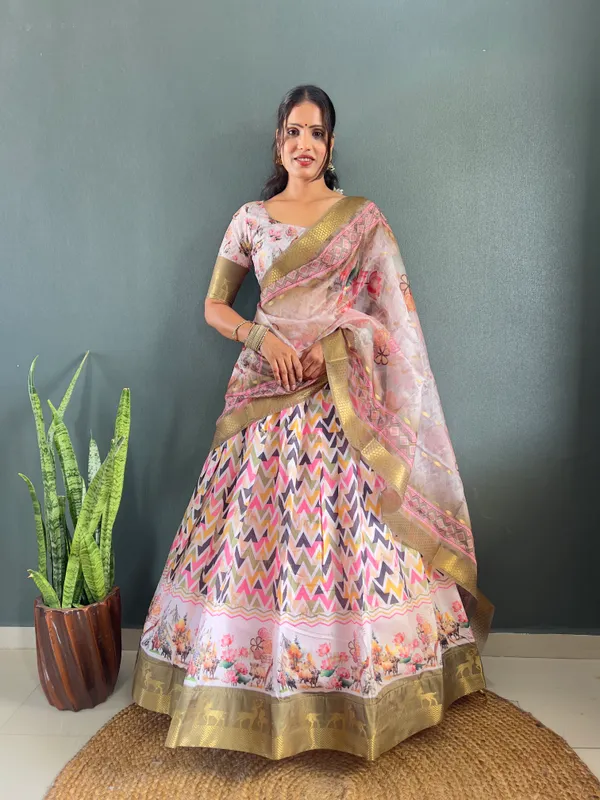 Varuni_Lahenga _is_Festival_Launching_Lehenga_Choli