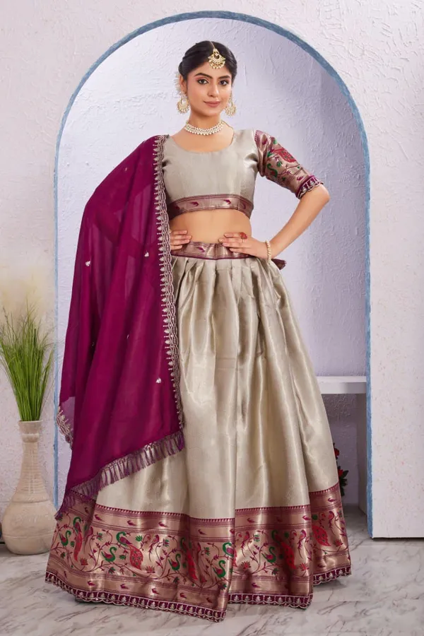 Varuni_Lahenga__is_Festival_Launching_Lehenga_Choli