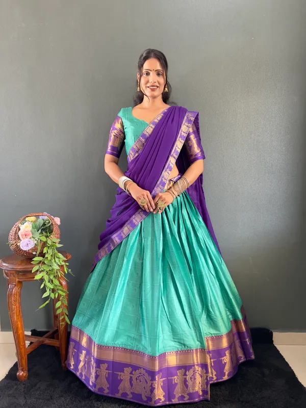 Varuni_Lahenga__is_Festival_Launching_Lehenga_Choli