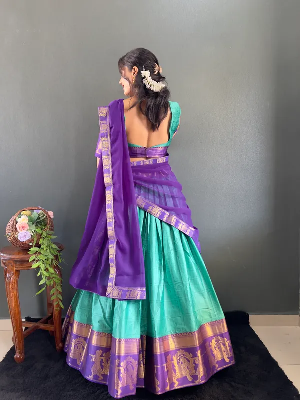 Varuni_Lahenga__is_Festival_Launching_Lehenga_Choli