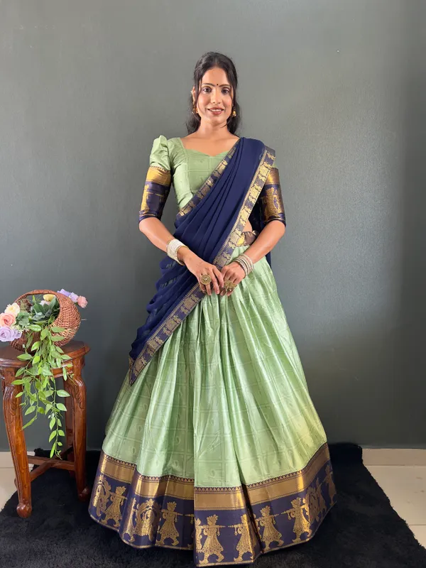 Varuni_Lahenga__is_Festival_Launching_Lehenga_Choli