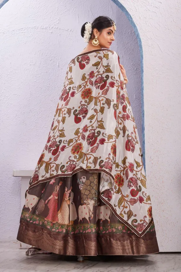 Varuni_Lahenga _is_Festival_Launching_Lehenga_Choli