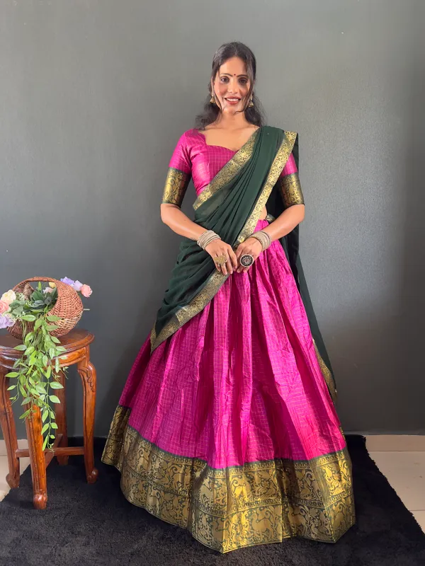 Varuni_Lahenga__is_Festival_Launching_Lehenga_Choli_