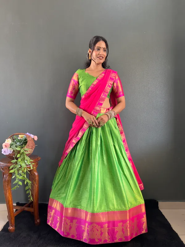 Varuni_Lahenga__is_Festival_Launching_Lehenga_Choli_