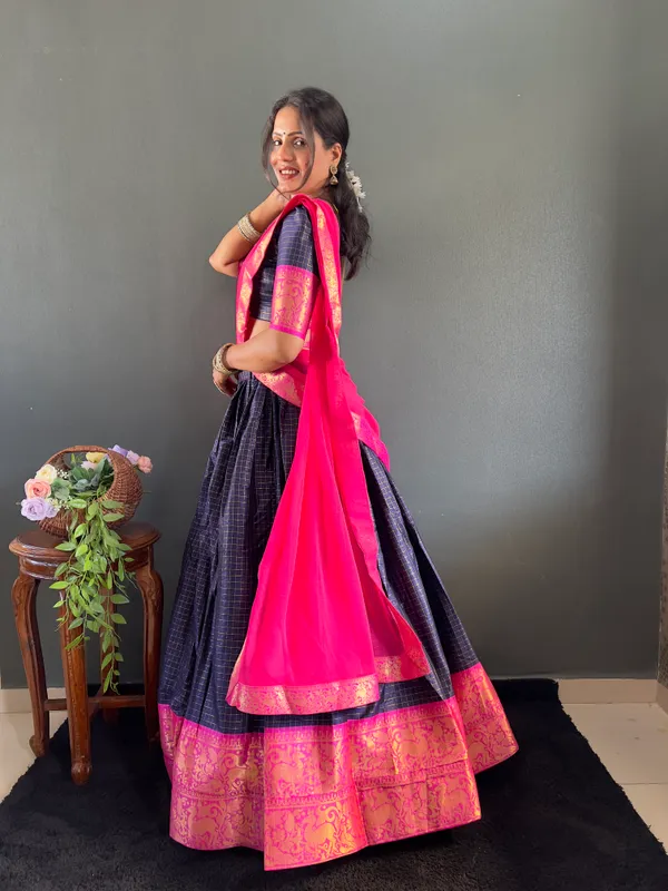 Varuni_Lahenga__is_Festival_Launching_Lehenga_Choli_