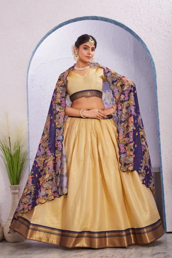 Varuni_Lahenga__is_Festival_Launching_Lehenga_Choli_