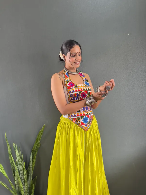 Varuni_Lehenga_Is_Launching_Navratri_Special_Lehenga_Choli