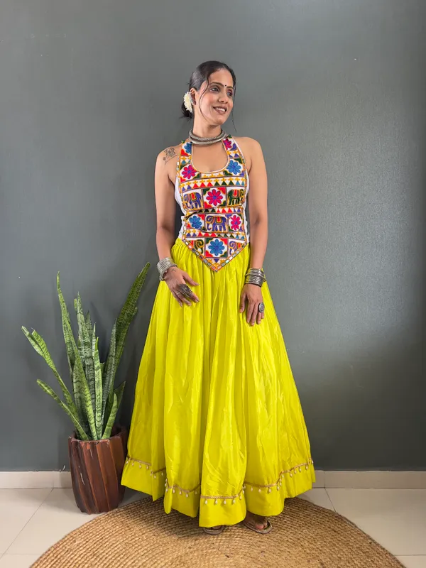 Varuni_Lehenga_Is_Launching_Navratri_Special_Lehenga_Choli