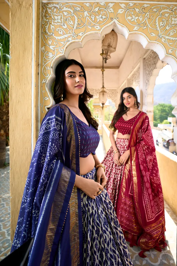 Women's_Wedding_Special_Floral_Lehenga_Choli_with_Foil_Print_&_Gotta_Patti_Dupatta_(maroon)