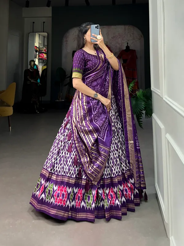 dola_silk_Women's_Wedding_Special_Floral_Lehenga_Choli_with_Foil_Print_&_Gotta_Patti_Dupatta_(purple)