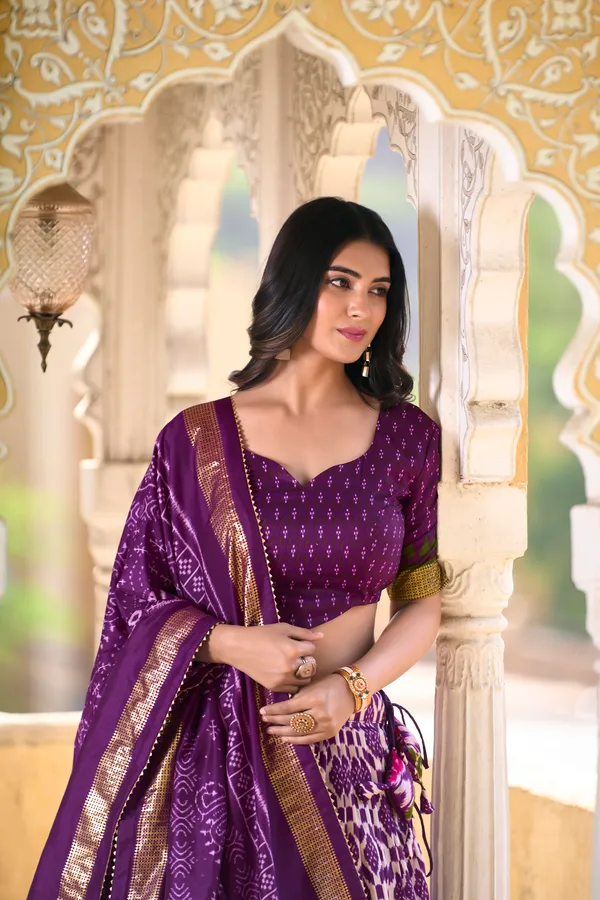 Women's_Wedding_Special_Floral_Lehenga_Choli_with_Foil_Print_&_Gotta_Patti_Dupatta_(purple)
