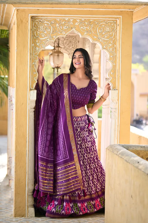 Women's_Wedding_Special_Floral_Lehenga_Choli_with_Foil_Print_&_Gotta_Patti_Dupatta_(purple)